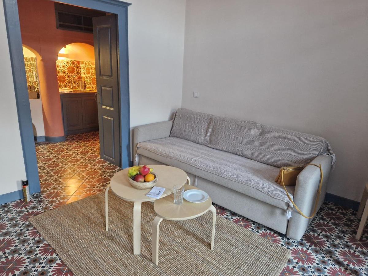 St.Mammas Traditional Apartment Mesaria Exteriér fotografie