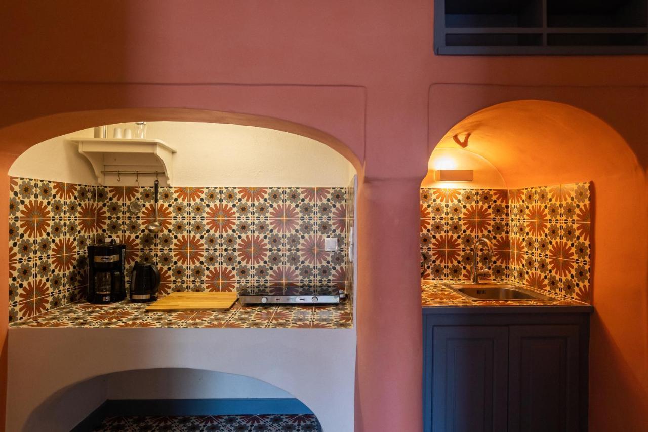 St.Mammas Traditional Apartment Mesaria Exteriér fotografie